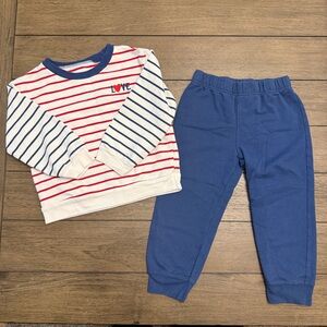 ❤️3 for $12 ❤️ Carters Toddler Valentines Love Outfit Sweatshirt & Pants Set 3T